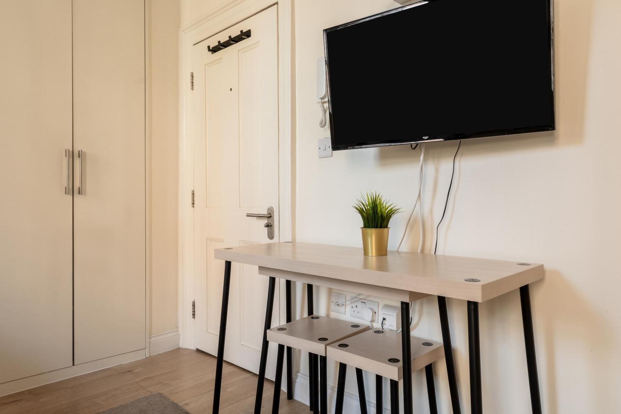 Gloucester Place Studios ロンドン 部屋 写真